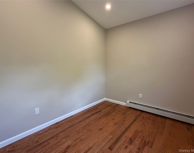 17a North Street - Photo Thumbnail 9