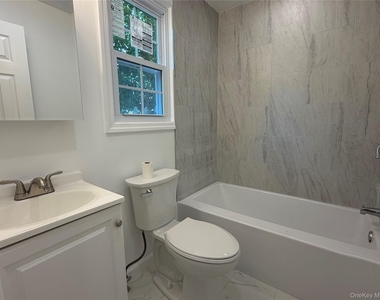 17a North Street - Photo Thumbnail 5