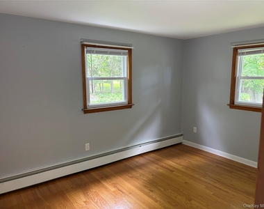 239 Vineyard Avenue - Photo Thumbnail 17