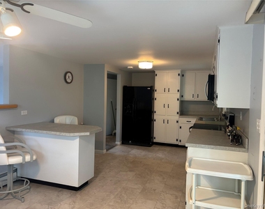 239 Vineyard Avenue - Photo Thumbnail 5