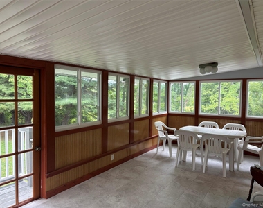 239 Vineyard Avenue - Photo Thumbnail 19