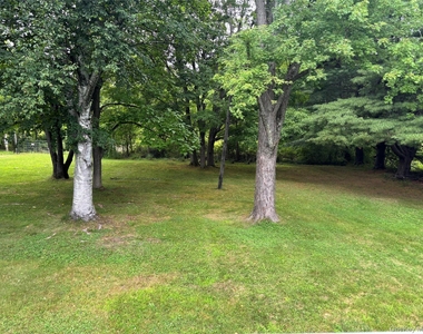 239 Vineyard Avenue - Photo Thumbnail 1