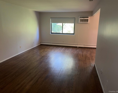 17 Brevoort Drive - Photo Thumbnail 5