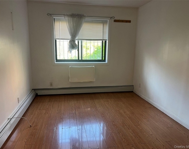 40-50 Case Street - Photo Thumbnail 2