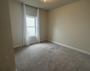 20 Harbor Lane - Photo Thumbnail 16