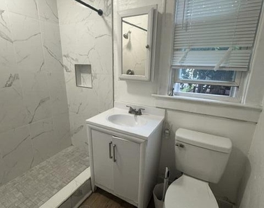 442 Morris Street - Photo Thumbnail 15