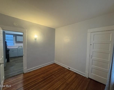 442 Morris Street - Photo Thumbnail 13