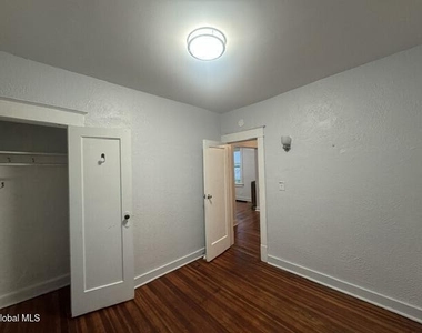 442 Morris Street - Photo Thumbnail 10
