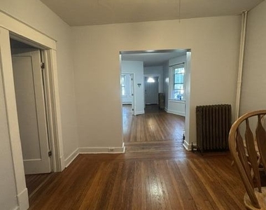 442 Morris Street - Photo Thumbnail 4