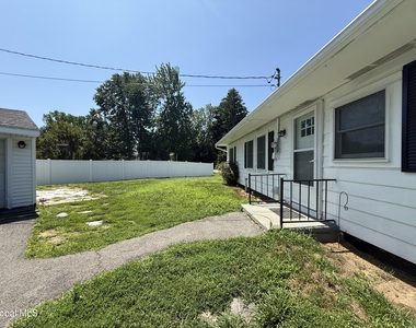 72 Lincoln Avenue - Photo Thumbnail 10