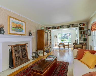 292 Lake Avenue - Photo Thumbnail 8