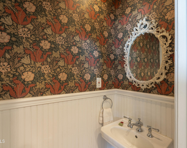 292 Lake Avenue - Photo Thumbnail 23