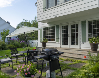 292 Lake Avenue - Photo Thumbnail 27