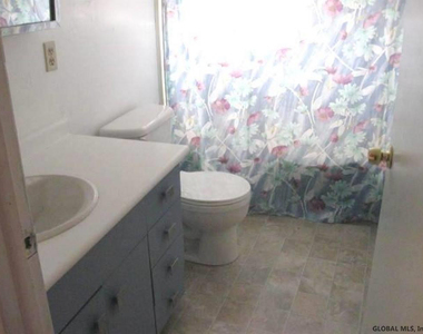 2010 Curry Road - Photo Thumbnail 5
