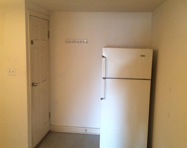 1007 19th Street - Photo Thumbnail 8