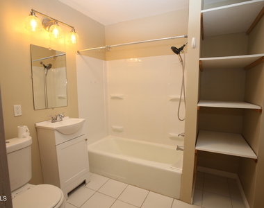 31 Willow Street - Photo Thumbnail 12