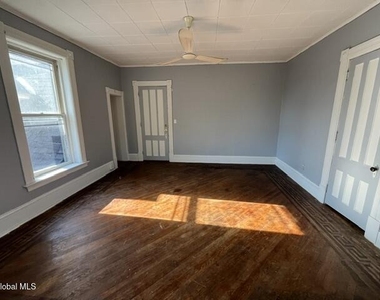 215 S William Street - Photo Thumbnail 12