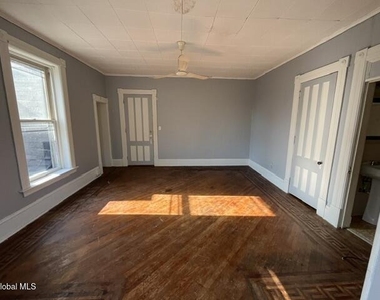 215 S William Street - Photo Thumbnail 11