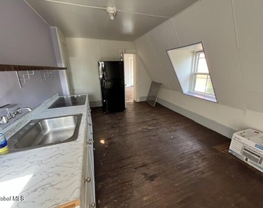 215 S William Street - Photo Thumbnail 6