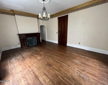 215 S William Street - Photo Thumbnail 15