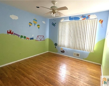 24 Edward Street - Photo Thumbnail 9