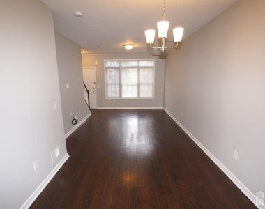 1299 St. George Avenue - Photo Thumbnail 1