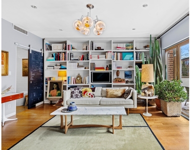 44 Sharon Street - Photo Thumbnail 7