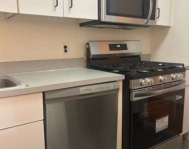 66-72 St Nicholas Avenue - Photo Thumbnail 5