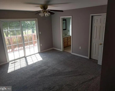 356 Oak Lee Drive - Photo Thumbnail 17