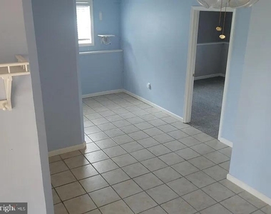 356 Oak Lee Drive - Photo Thumbnail 7