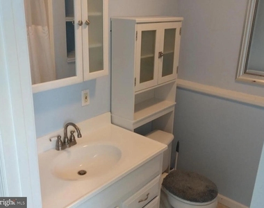 356 Oak Lee Drive - Photo Thumbnail 6