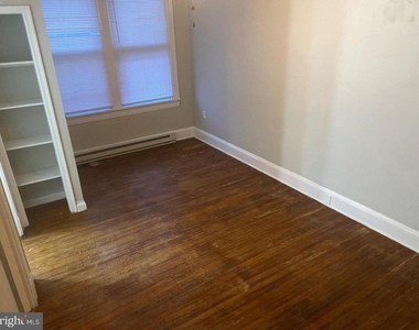 44 S Loudoun Street - Photo Thumbnail 9