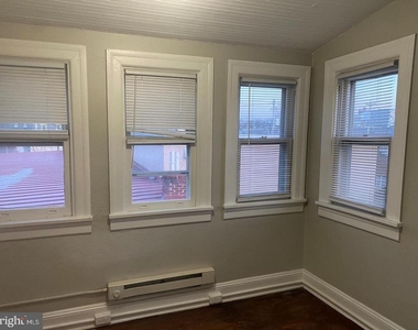 44 S Loudoun Street - Photo Thumbnail 6