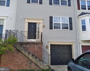406 Park Cove Drive - Photo Thumbnail 1