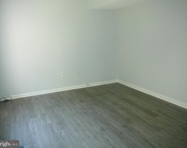 406 Park Cove Drive - Photo Thumbnail 25