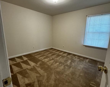 5088 Blarney Street - Photo Thumbnail 14