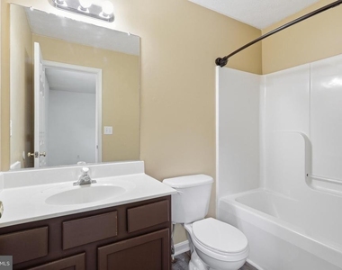 4011 Canopy Way - Photo Thumbnail 11