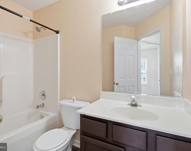 4011 Canopy Way - Photo Thumbnail 15