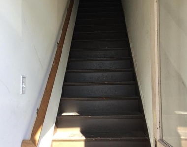 190 W King Street - Photo Thumbnail 1
