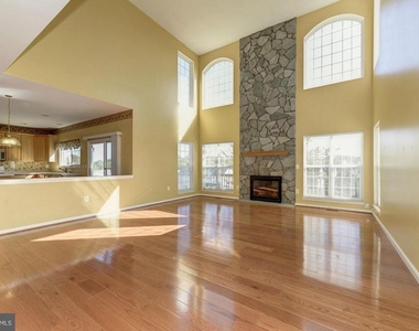 2768 Myrtlewood Drive - Photo Thumbnail 8