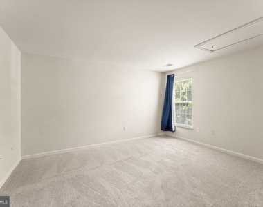 8309 Double Eagle Street - Photo Thumbnail 44