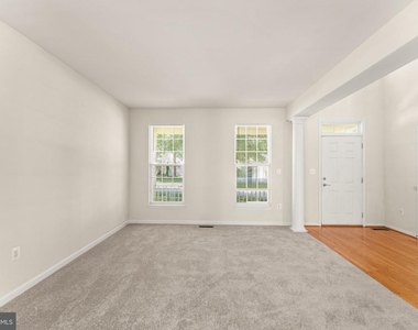 8309 Double Eagle Street - Photo Thumbnail 7