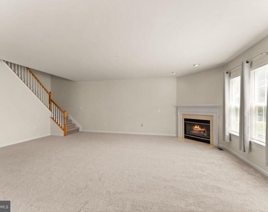 8309 Double Eagle Street - Photo Thumbnail 14