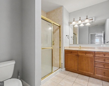 500 Belmont Bay Drive - Photo Thumbnail 35