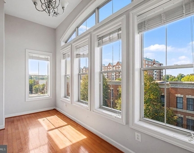 500 Belmont Bay Drive - Photo Thumbnail 32