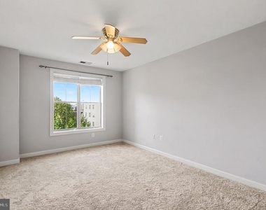 500 Belmont Bay Drive - Photo Thumbnail 37