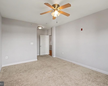 500 Belmont Bay Drive - Photo Thumbnail 26