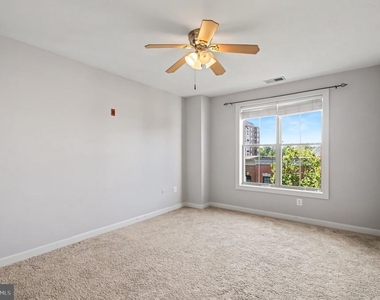 500 Belmont Bay Drive - Photo Thumbnail 38