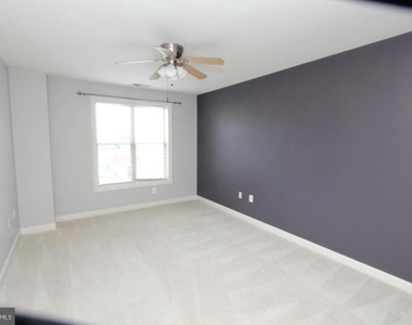 500 Belmont Bay Drive - Photo Thumbnail 4
