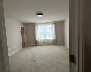8795 Kensington Church Street - Photo Thumbnail 16